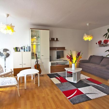 Ferienwohnung Kakadu Apartment Dresden Laubegast Wlan Tv Fahrrad Exterior foto
